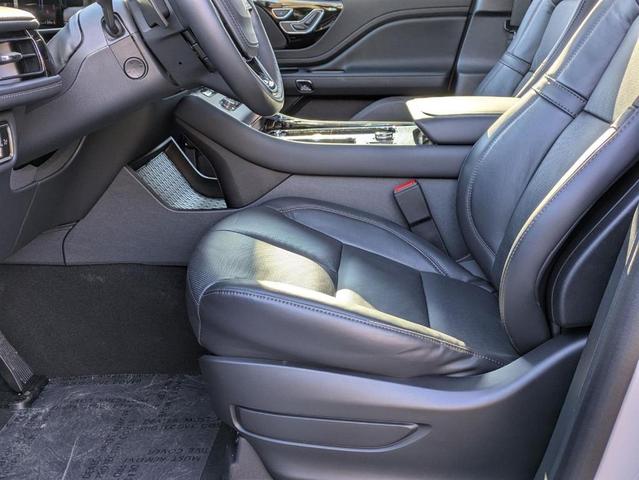 Photo of 2025 Pristine White Lincoln Aviator