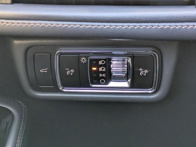 Photo of 2025 Pristine White Lincoln Aviator