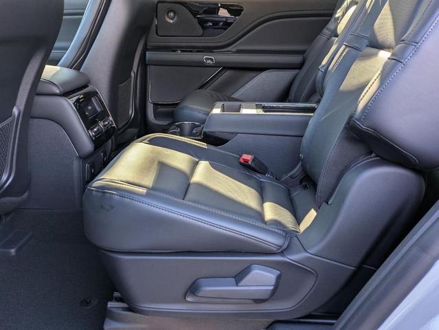 Photo of 2025 Pristine White Lincoln Aviator