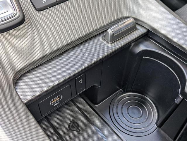 Photo of 2021 Hyper White Hyundai PALISADE