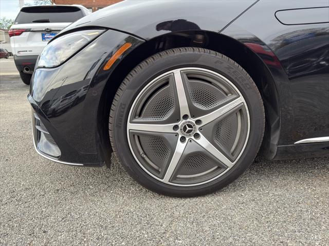 Photo of 2024 Obsidian Black Metallic Mercedes-Benz EQE 350