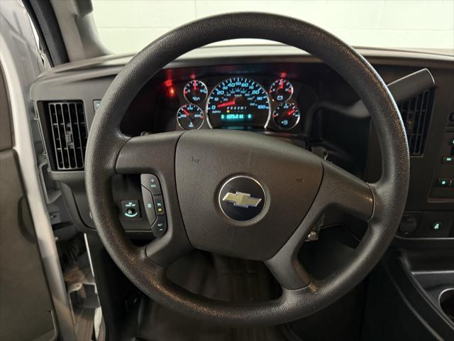 Photo of 2022 Summit White Chevrolet Express 3500