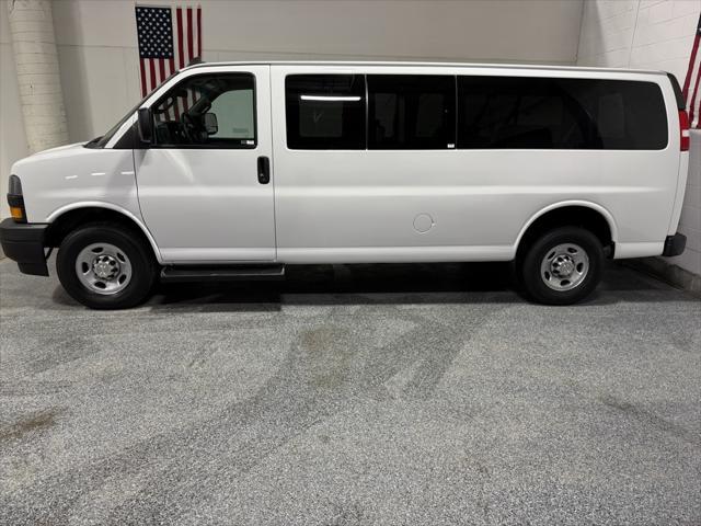 Photo of 2022 Summit White Chevrolet Express 3500