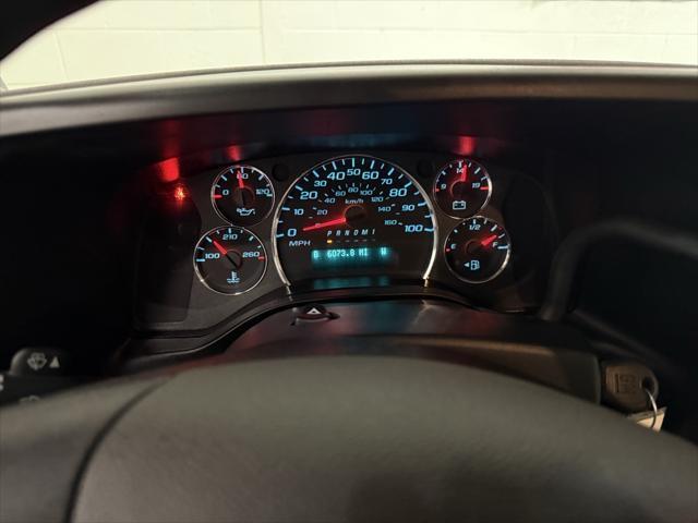 Photo of 2022 Summit White Chevrolet Express 3500