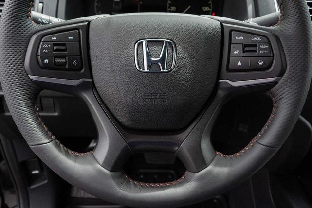 Photo of 2025 Crystal Black Pearl Honda Ridgeline