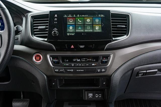 Photo of 2022 Sonic Gray Pearl Honda Passport