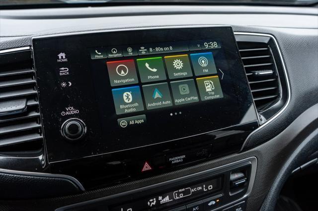 Photo of 2022 Sonic Gray Pearl Honda Passport