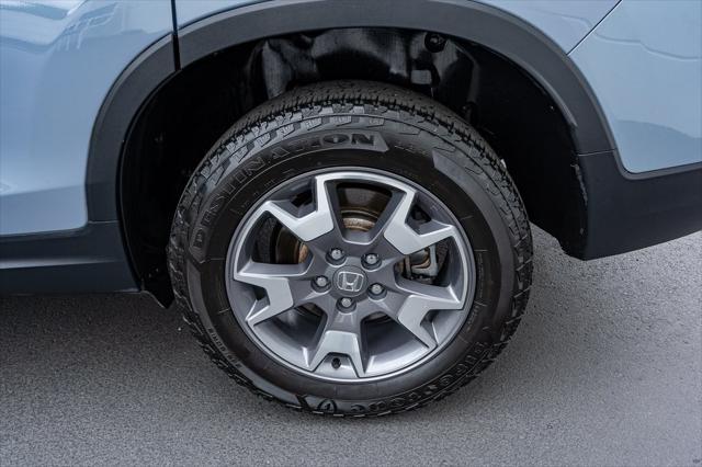 Photo of 2022 Sonic Gray Pearl Honda Passport