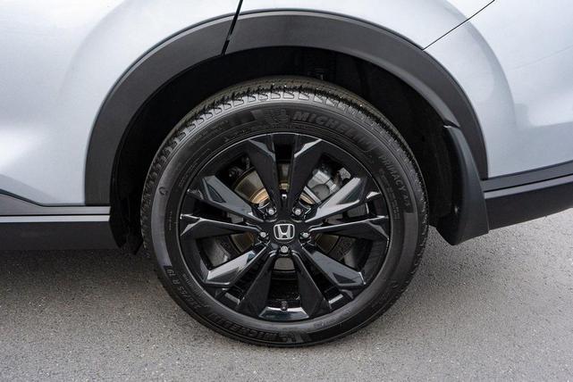 Photo of 2023 Gray Honda CR-V Hybrid