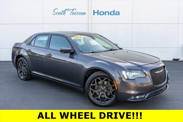 2016 Chrysler 300