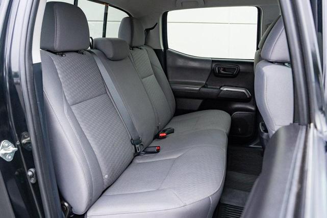 Photo of 2021 Midnight Black Metallic Toyota Tacoma