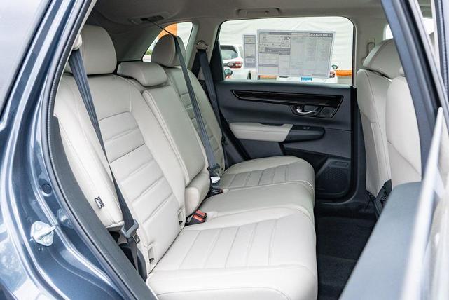 Photo of 2026 Meteorite Gray Metallic Honda CR-V