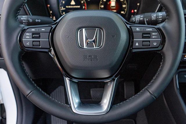 Photo of 2026 Platinum White Pearl Honda CR-V