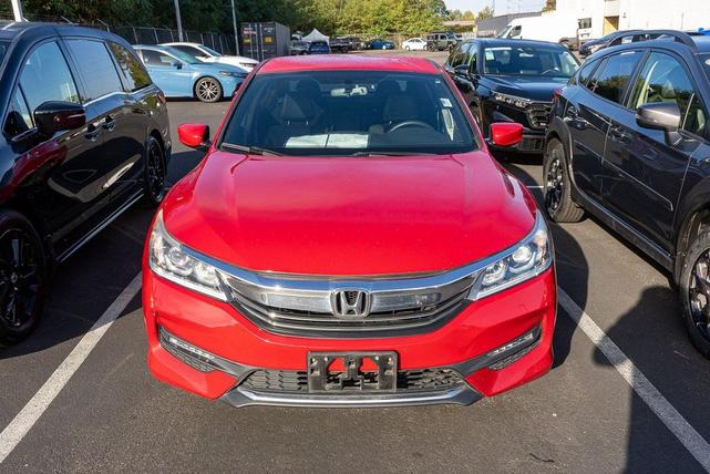 Photo of 2016 Red Honda Accord
