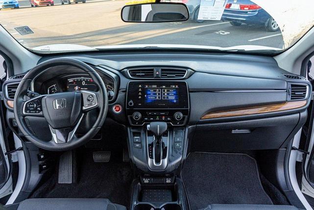 Photo of 2022 Platinum White Pearl Honda CR-V