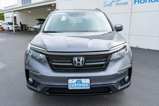 Photo of 2022 Gray Honda Pilot