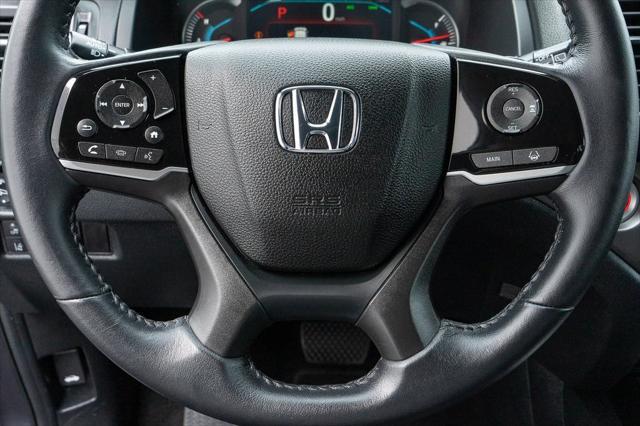Photo of 2022 Gray Honda Pilot