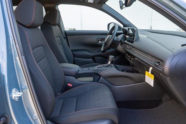 Photo of 2026 Nordic Forest Pearl Honda HR-V