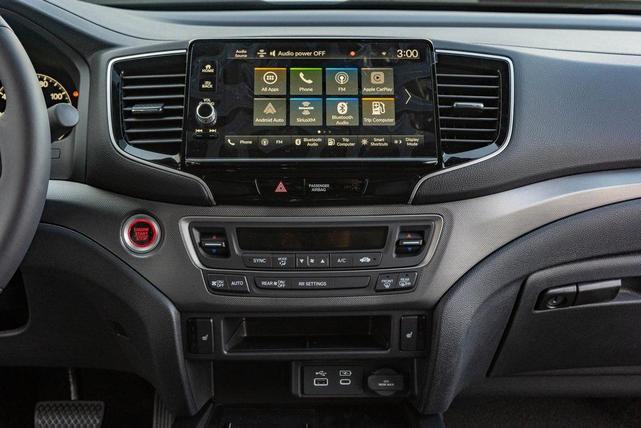 Photo of 2025 Sonic Gray Pearl Honda Ridgeline
