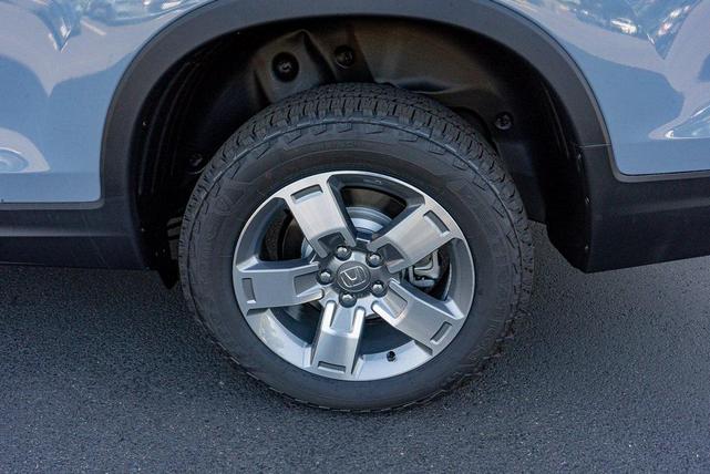 Photo of 2025 Sonic Gray Pearl Honda Ridgeline