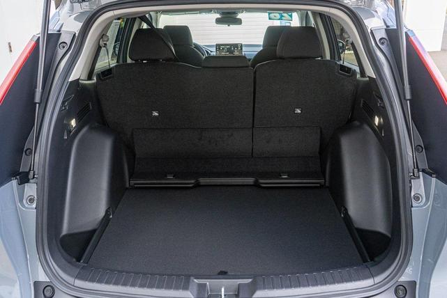 Photo of 2026 Urban Gray Pearl Honda CR-V