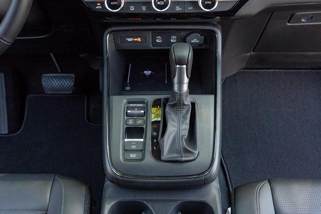Photo of 2026 Urban Gray Pearl Honda CR-V