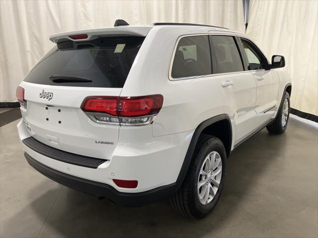 Photo of 2022 Bright White Clearcoat Jeep Grand Cherokee