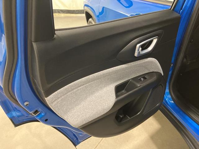 Photo of 2023 Laser Blue Pearlcoat Jeep Compass