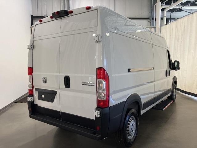 Photo of 2025 Bright White Clearcoat RAM ProMaster 2500