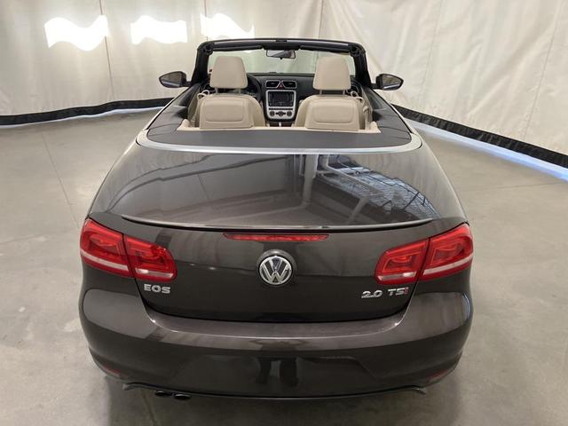 Photo of 2016 Black Oak Brown Metallic Volkswagen Eos