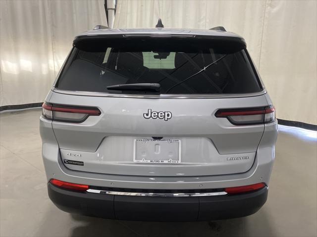 Photo of 2025 Silver Zynith Jeep Grand Cherokee L