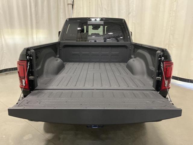 Photo of 2025 Diamond Black Crystal Pearlcoat RAM 2500