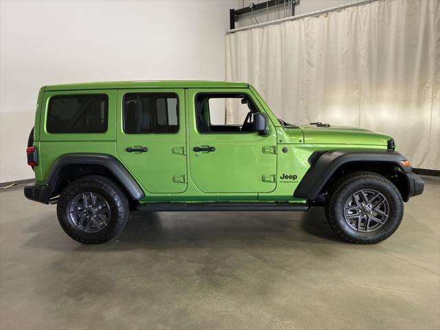 Photo of 2025 Green Jeep Wrangler