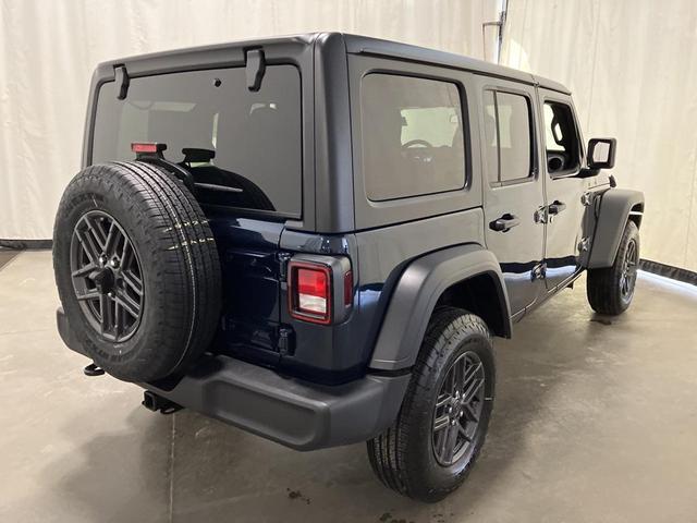 Photo of 2025 Blue Jeep Wrangler