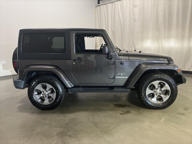 Photo of 2016 Granite Crystal Metallic Clearcoat Jeep Wrangler