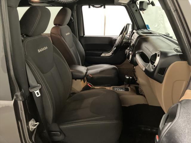 Photo of 2016 Granite Crystal Metallic Clearcoat Jeep Wrangler