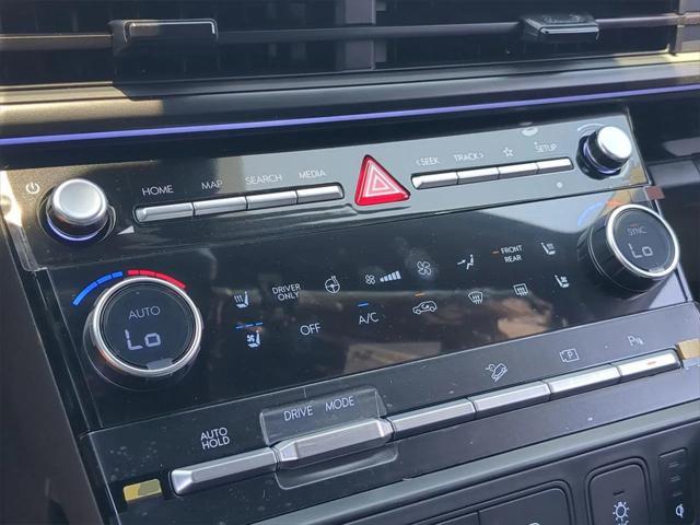 Photo of 2025 Ecotronic Gray Hyundai SANTA FE HEV