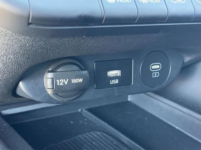 Photo of 2025 Serenity White Hyundai ELANTRA
