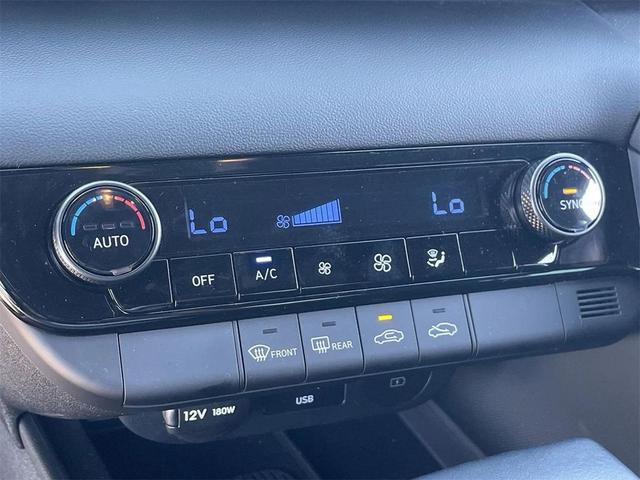 Photo of 2025 Serenity White Hyundai ELANTRA