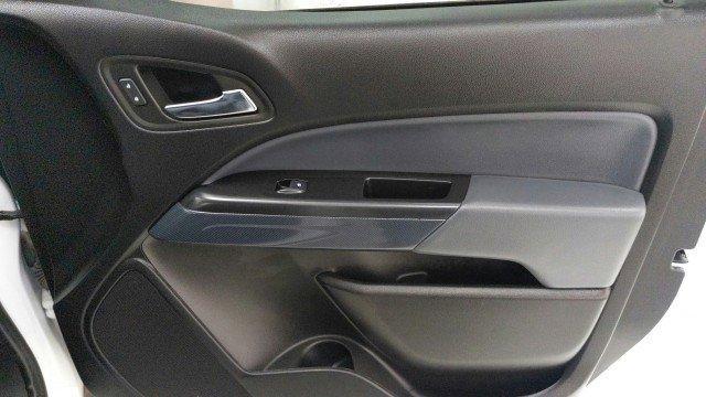 Photo of 2022 Summit White Chevrolet Colorado
