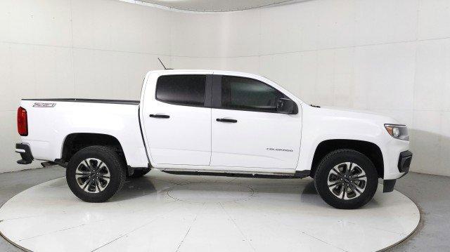 Photo of 2022 Summit White Chevrolet Colorado