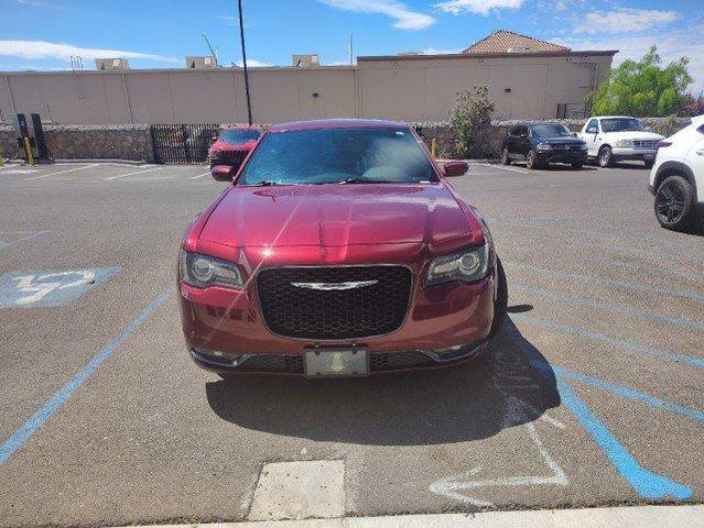 2020 Chrysler 300