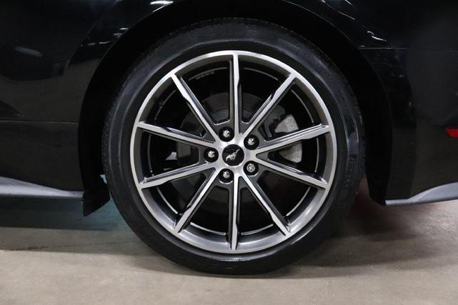 Photo of 2019 Shadow Black Ford Mustang