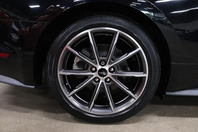 Photo of 2019 Shadow Black Ford Mustang