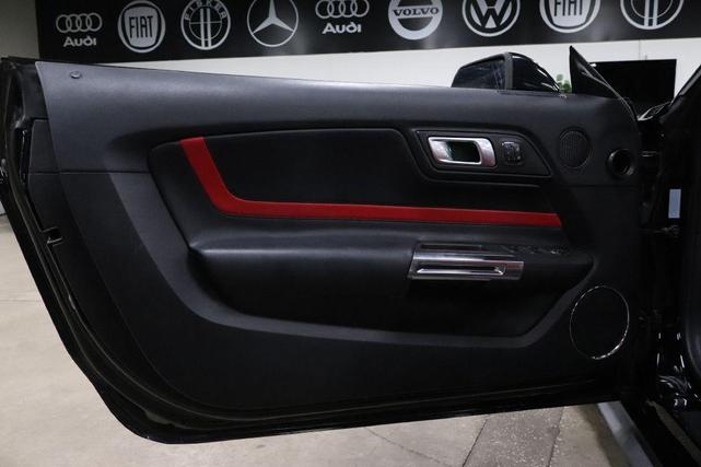 Photo of 2019 Shadow Black Ford Mustang