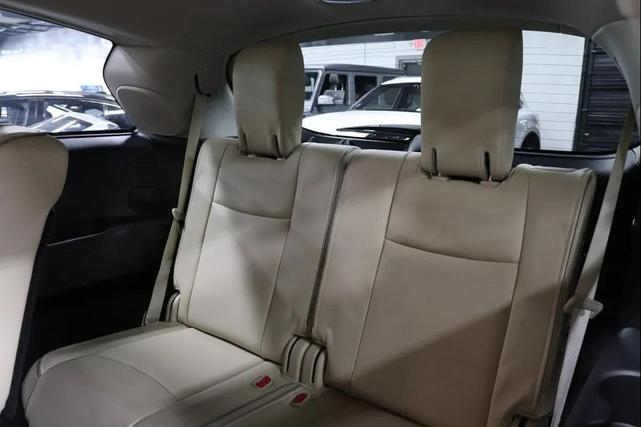 Photo of 2017 Blue INFINITI QX60