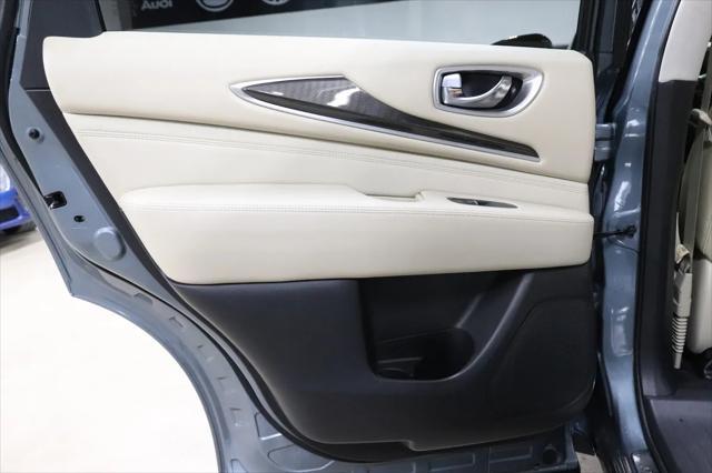 Photo of 2017 Blue INFINITI QX60