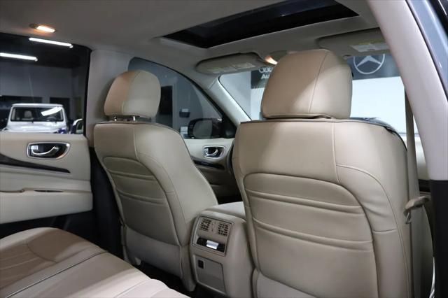 Photo of 2017 Blue INFINITI QX60