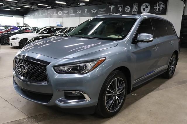 Photo of 2017 Blue INFINITI QX60