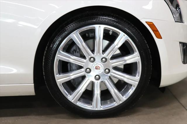 Photo of 2013 White Diamond Tricoat Cadillac ATS